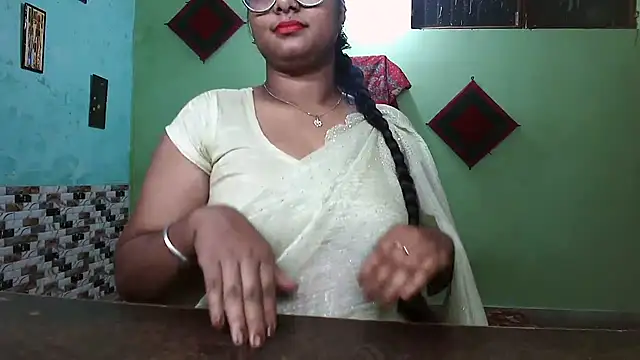 DearKimmi online show from 11/01/25, 06:46