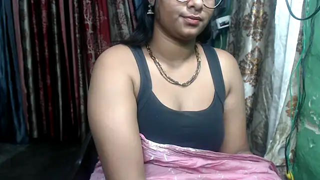 Snapshot of DearKimmi chatting on 02/19/25, 08:10 DearKimmi online show from 02/19/25, 08:10