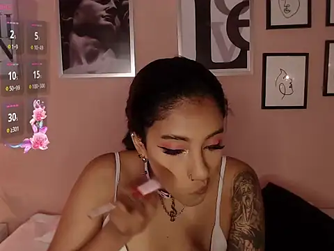 Snapshot of biancaleblanc chatting on 11/13/25, 12:53 biancaleblanc online show from 11/13/25, 12:53