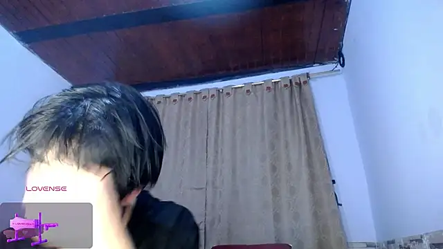 DaraKat18 online show from 11/14/25, 10:13