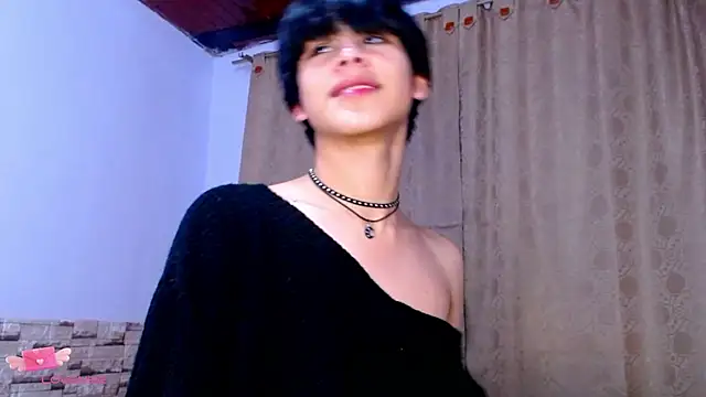 DaraKat18 online show from 11/13/25, 10:13