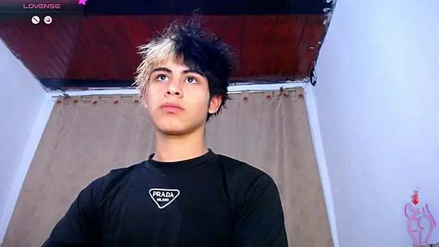 DaraKat18 online show from 03/12/26, 10:14