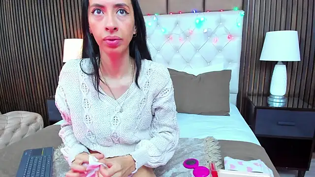 Kendal Foxxx online show from 12/16/25, 11:47