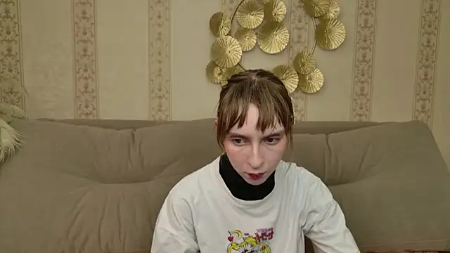 Beverly Gomes online show from 10/22/25, 05:40