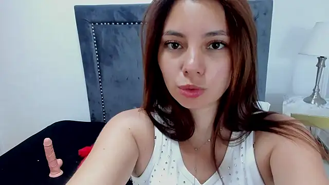 LinaFoxx1 online show from 09/25/25, 01:06