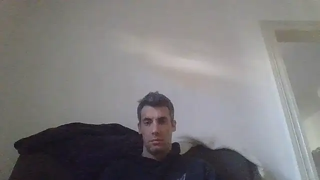 JulioIsHere4you online show from 03/19/26, 08:25