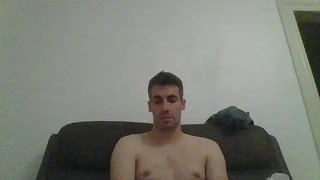 Snapshot of JulioIsHere4you chatting on 09/08/25, 05:56 JulioIsHere4you online show from 09/08/25, 05:56