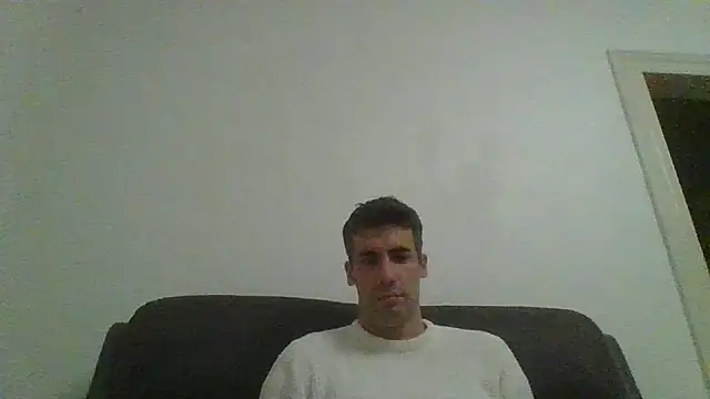 Snapshot of JulioIsHere4you chatting on 09/27/25, 01:12 JulioIsHere4you online show from 09/27/25, 01:12