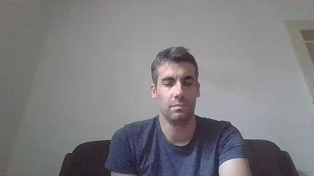 JulioIsHere4you online show from 11/10/25, 11:04