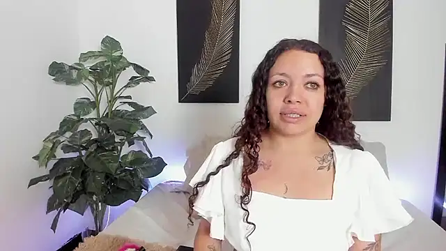 RubyStrong online show from 10/03/25, 12:17