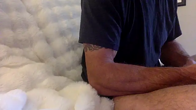 blusky07 online show from 10/22/25, 05:23