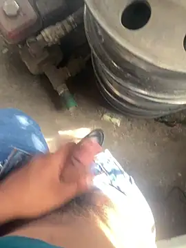 Chico031289 online show from 04/17/26, 04:43