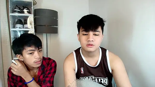 Snapshot of KentAivan chatting on 09/26/25, 06:37 KentAivan online show from 09/26/25, 06:37