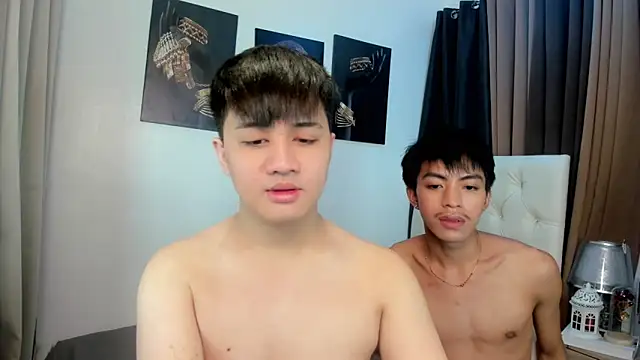 Snapshot of KentAivan chatting on 09/22/25, 06:25 KentAivan online show from 09/22/25, 06:25