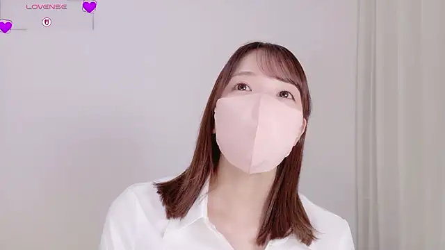 Snapshot of Mayu_o19o chatting on 06/19/26, 10:10 Mayu o19o online show from 06/19/26, 10:10