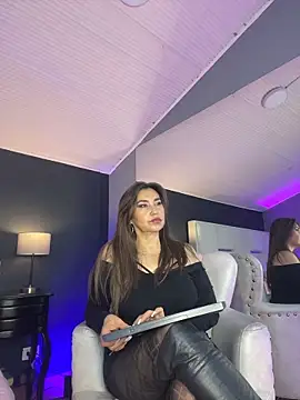 Samantha Milf   online show from 12/17/25, 09:31