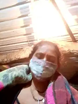 CUTE-004 online show from 12/21/25, 06:09