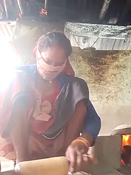 CUTE-004 online show from 02/06/26, 04:52