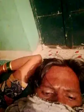 CUTE-004 online show from 10/11/25, 06:31