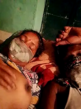 CUTE-004 online show from 10/05/25, 03:36