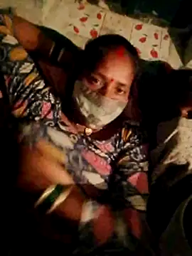 CUTE-004 online show from 10/07/25, 03:46