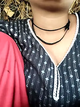 Janvi Jaitly online show from 10/31/25, 07:38