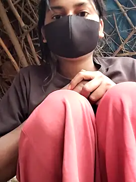 Janvi Jaitly online show from 12/21/25, 01:52