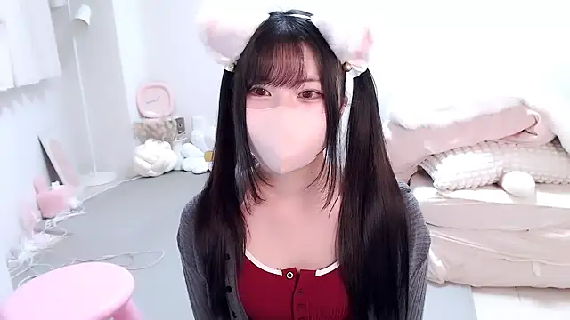 moka-neko online show from 09/26/25, 12:01
