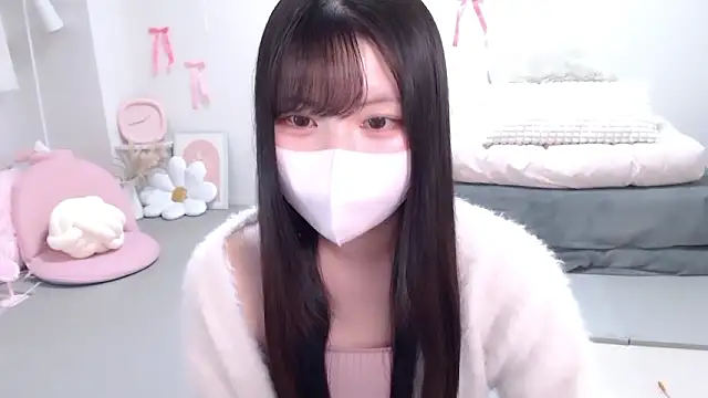 moka-neko online show from 11/18/25, 05:27