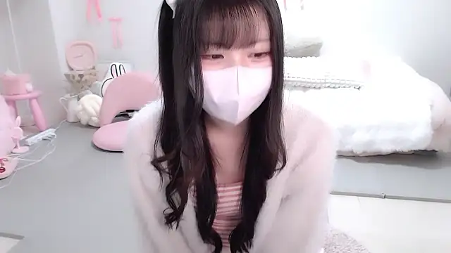 moka-neko online show from 11/30/25, 01:23