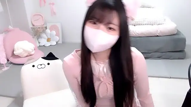 moka-neko online show from 11/19/25, 05:13