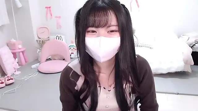 moka-neko online show from 12/03/25, 01:21