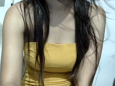 Snapshot of SEXYGUDIYA chatting on 09/10/25, 04:39 SEXYGUDIYA online show from 09/10/25, 04:39