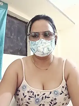 Your-vipasha online show from 06/18/26, 04:56