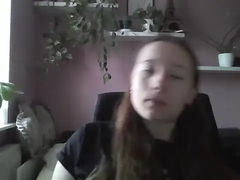 Snapshot of LindaPretty chatting on 09/19/25, 06:17 LindaPretty online show from 09/19/25, 06:17