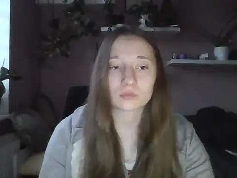 Snapshot of LindaPretty chatting on 10/19/25, 03:15 LindaPretty online show from 10/19/25, 03:15