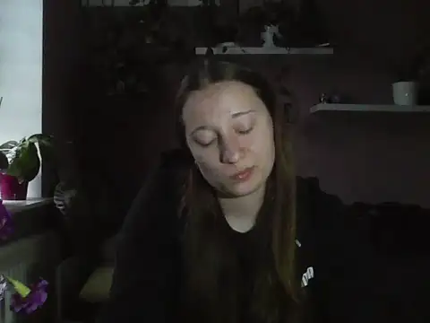 Snapshot of LindaPretty chatting on 09/30/25, 06:19 LindaPretty online show from 09/30/25, 06:19