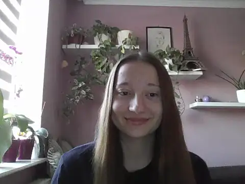 Snapshot of LindaPretty chatting on 09/09/25, 06:12 LindaPretty online show from 09/09/25, 06:12