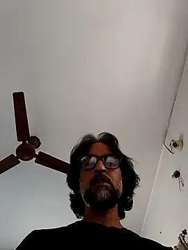 malhotra21 online show from 10/08/25, 11:01