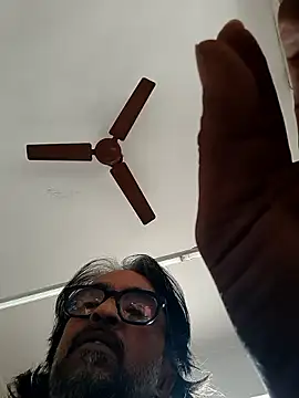 malhotra21 online show from 12/21/25, 09:22