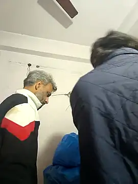 malhotra21 online show from 11/30/25, 08:37