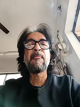 malhotra21 online show from 11/21/25, 09:30