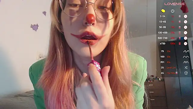 ohmycheryl online show from 10/31/25, 06:37