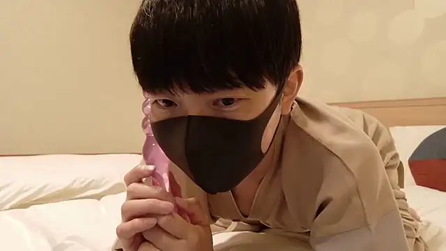 shin brief online show from 09/17/25, 01:13