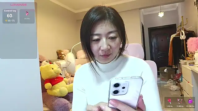 Snapshot of Diva_VVN chatting on 11/04/25, 12:03 Diva VVN online show from 11/04/25, 12:03