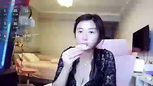 Snapshot of Diva_VVN chatting on 09/14/25, 12:22 Diva VVN online show from 09/14/25, 12:22