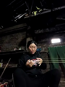 siki-00 online show from 11/20/25, 02:56