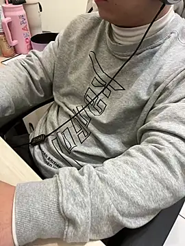 tw boy520 online show from 01/07/26, 12:43