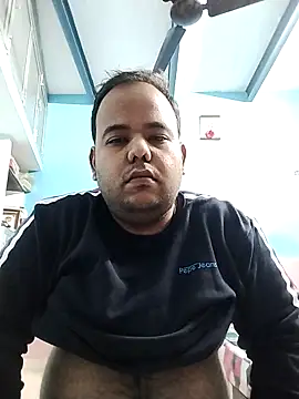 Snapshot of BromidicTrailing chatting on 12/23/25, 09:30 BromidicTrailing online show from 12/23/25, 09:30