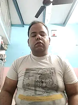 Snapshot of BromidicTrailing chatting on 02/16/26, 02:05 BromidicTrailing online show from 02/16/26, 02:05